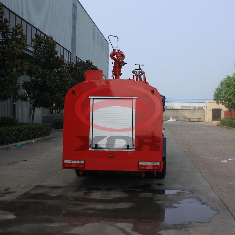 Fire fighting truck wtih water sprinkler			