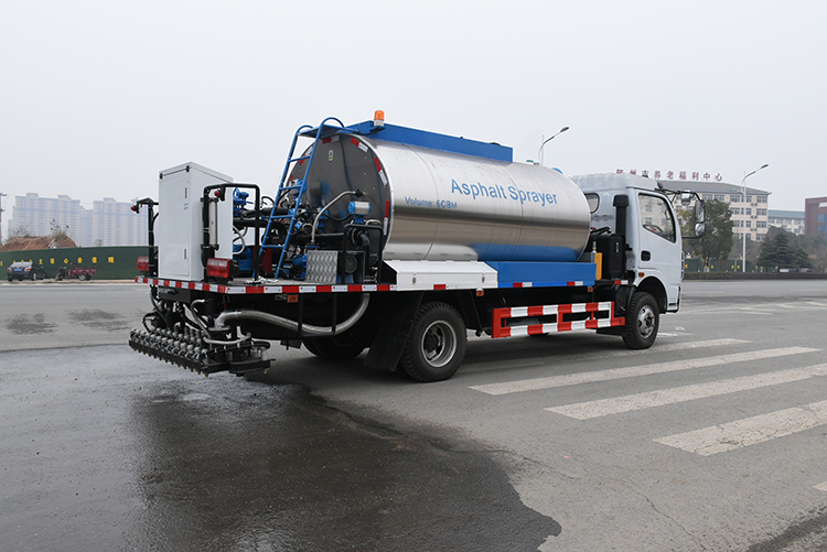 【Jan 10th,2020】To Africa- 1 Unit Dongfengdorika asphalt sprayer truck